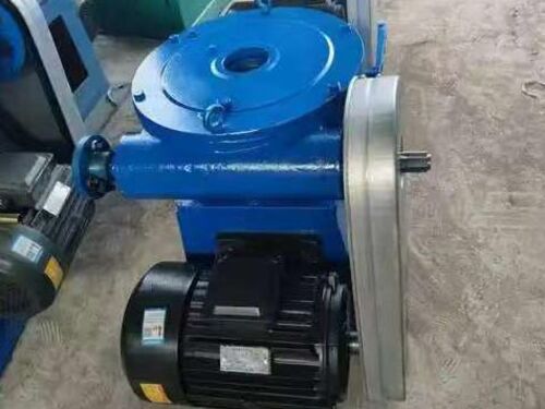 小型水閘手動(dòng)啟閉機(jī) 小巧便捷 手動(dòng)操作 小型水閘 應(yīng)急適用產(chǎn)品實(shí)物圖