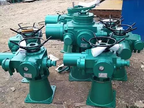 標(biāo)題：手電兩用啟閉機(jī)閘門DN1000+泵站PLC遠(yuǎn)程控制，這波“智能升級(jí)”省了30%運(yùn)維成本！文章配圖