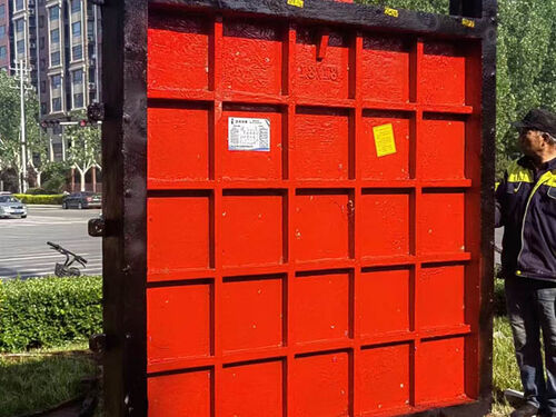 3×3米雙吊點(diǎn)鑄鐵閘門實(shí)操秘籍：電機(jī)轉(zhuǎn)速差≤5%如何穩(wěn)如磐石？文章配圖