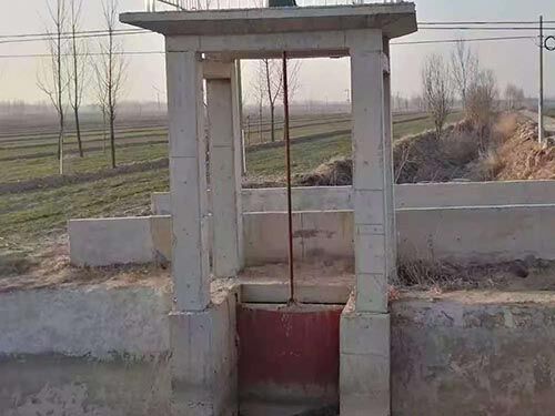 標題：選對SFZ型單向止水鑄鐵閘門，5米水頭下農(nóng)田灌溉省心又省錢！整體外觀 | 鑄鐵 | 閘門整體結(jié)構(gòu)展示